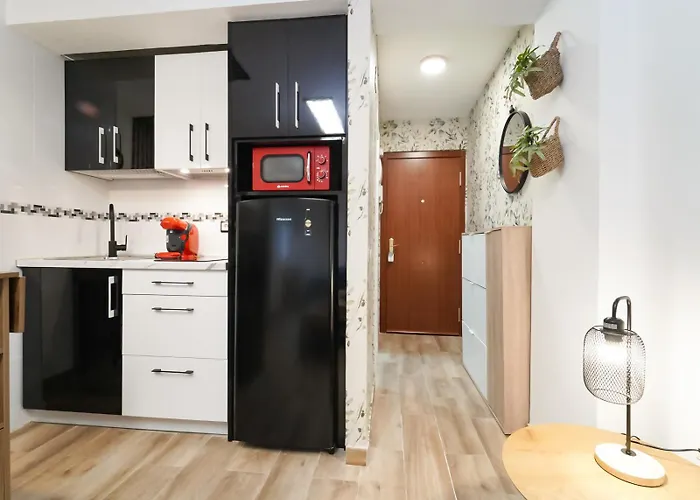 Apartamento Playa La Carihuela Con Piscina Wifi