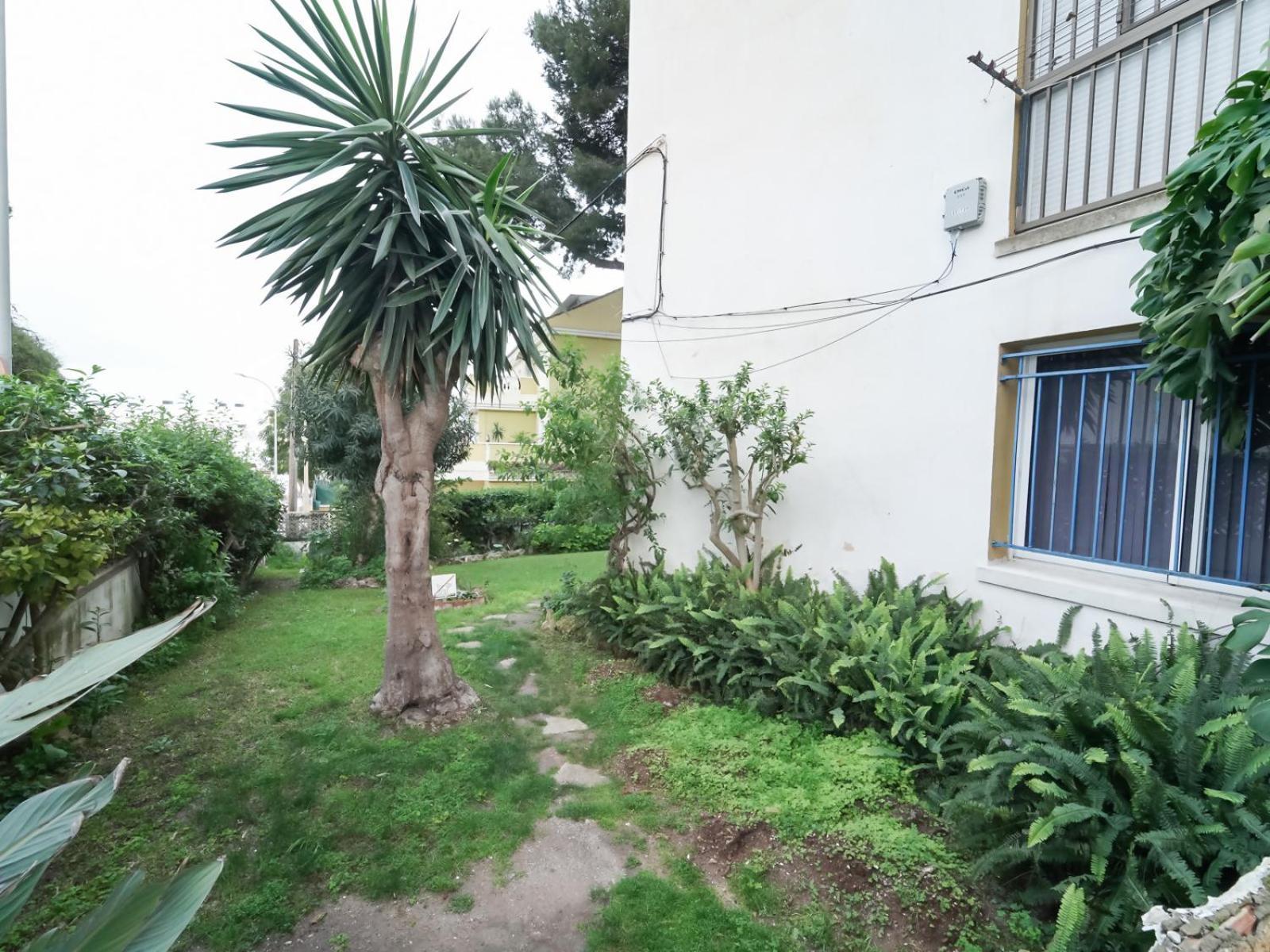 Appartamento Playa La Carihuela Con Piscina Wifi